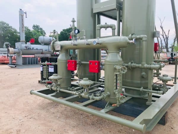 Coalescing gas separator